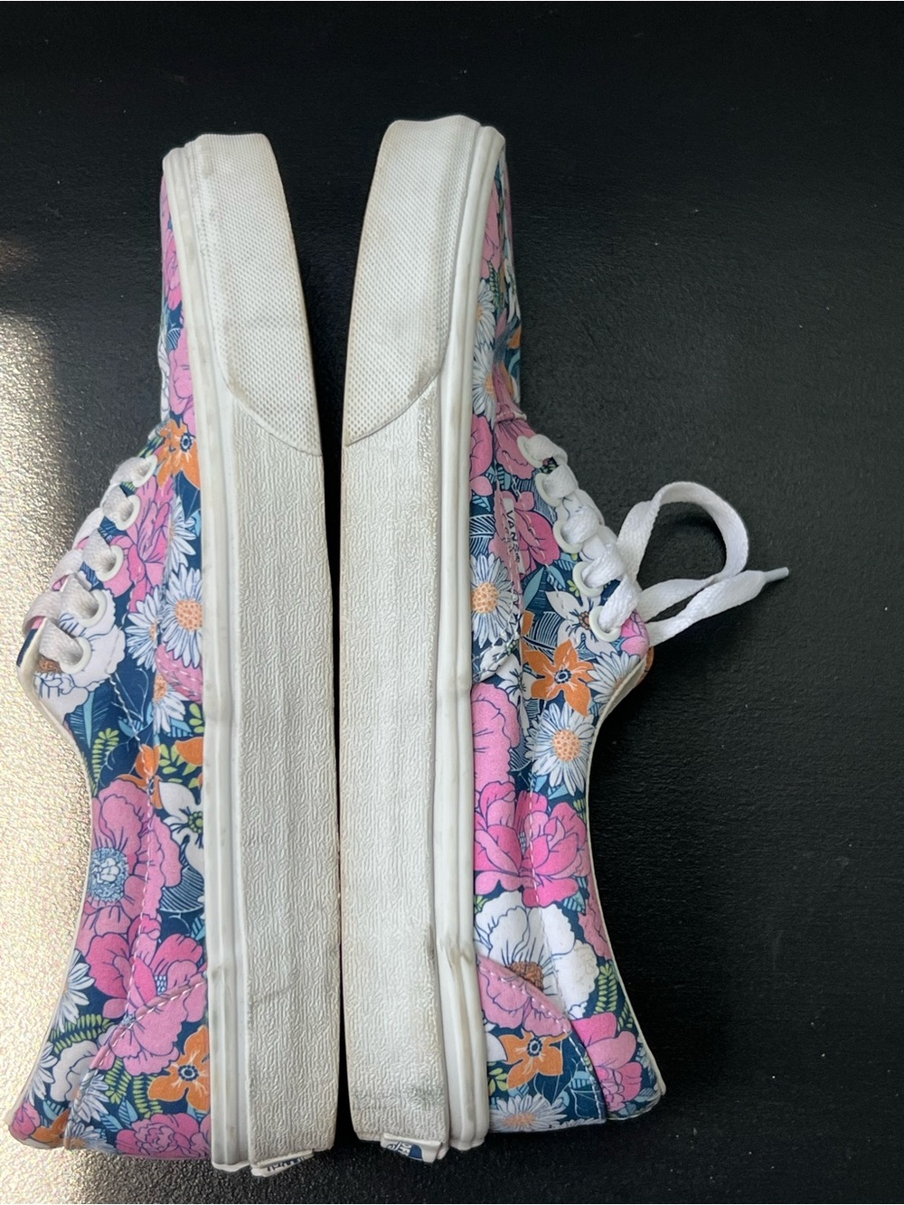 Vans Floral Canvas Low-Top Sneakers in Pink, Blue & Orange - Picture 5 of 16